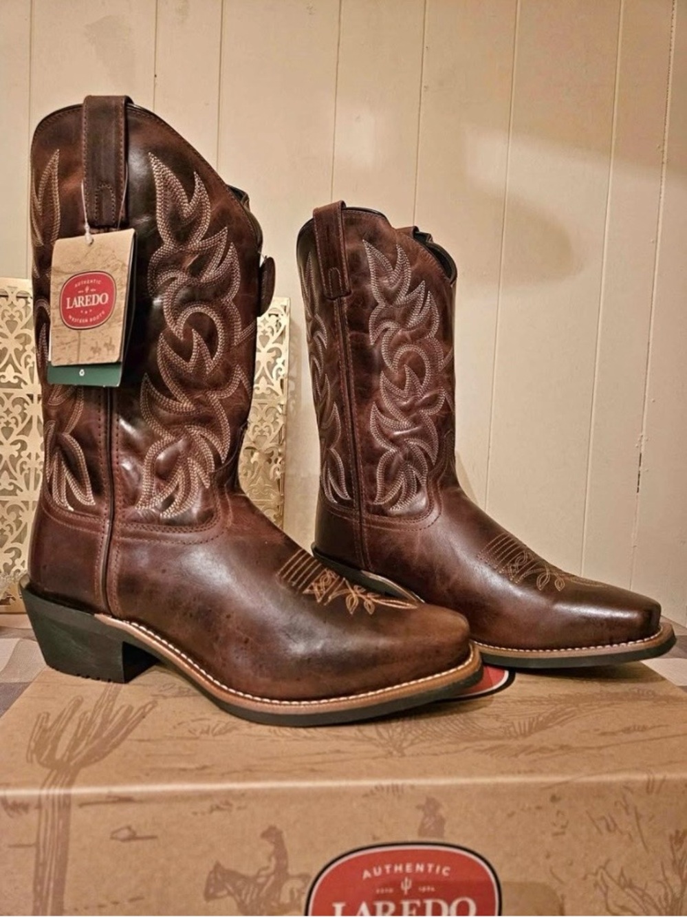 Laredo rust earth western boots men’s 9.5 US